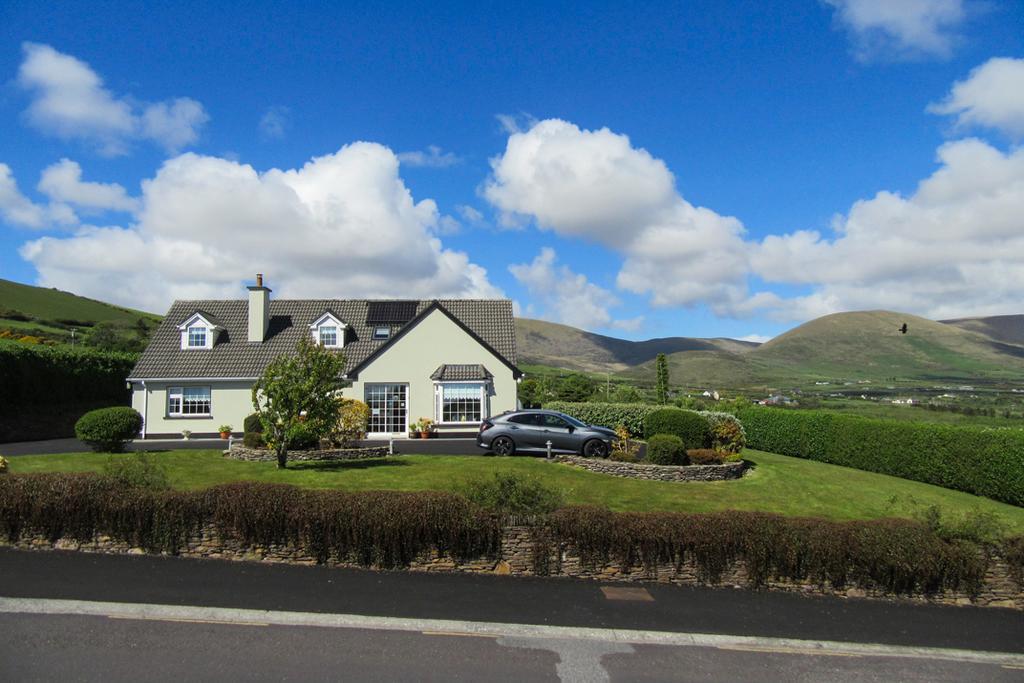 Doonshean View Bed And Breakfast Dingle Exteriör bild